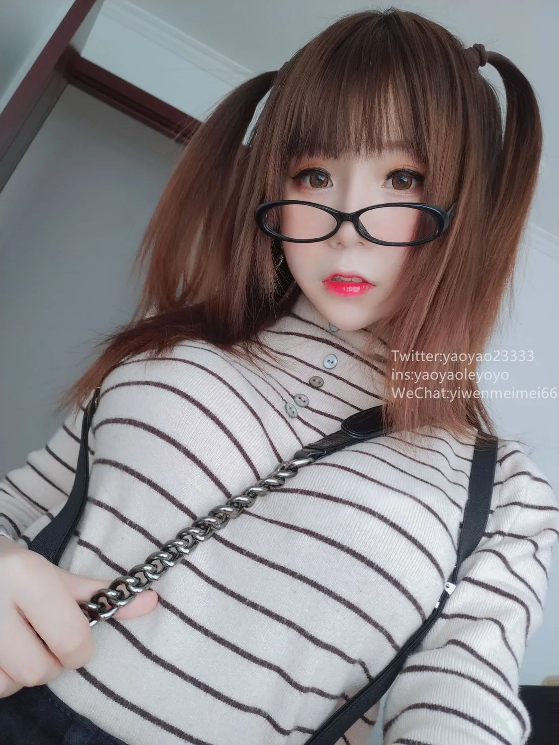 No.026-1 摇摇乐2019.4 – 黑S [32P]-图妖社