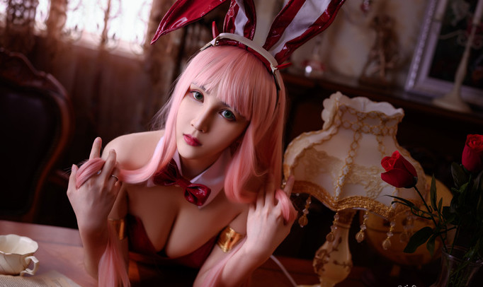 高冷二次元博主，vams子图集作品