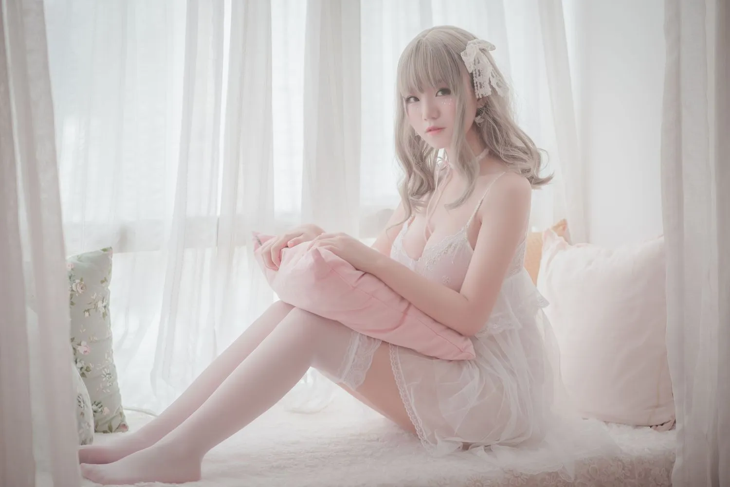 No.001-白色丝质连衣裙 [26P]-图妖社