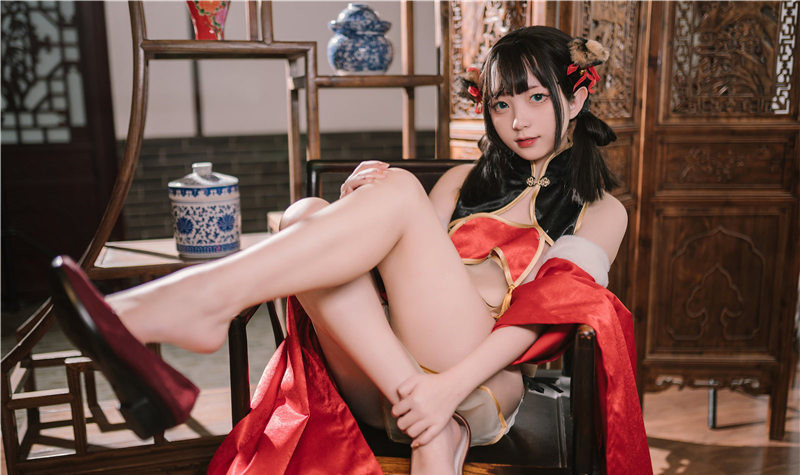 二次元coser花铃，可爱的31套图集作品