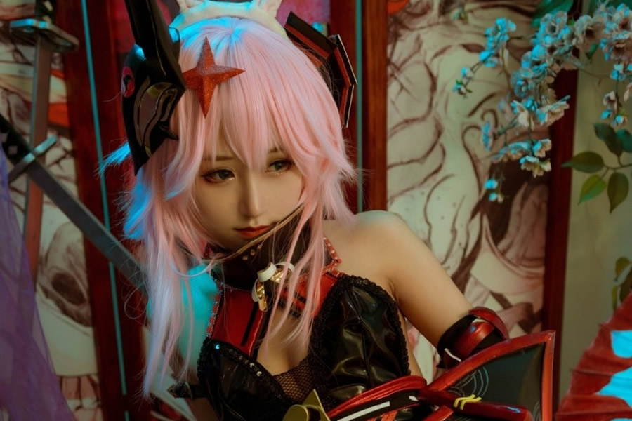 探寻越南之美：COS摄影高手kuuko w的107套图集作品