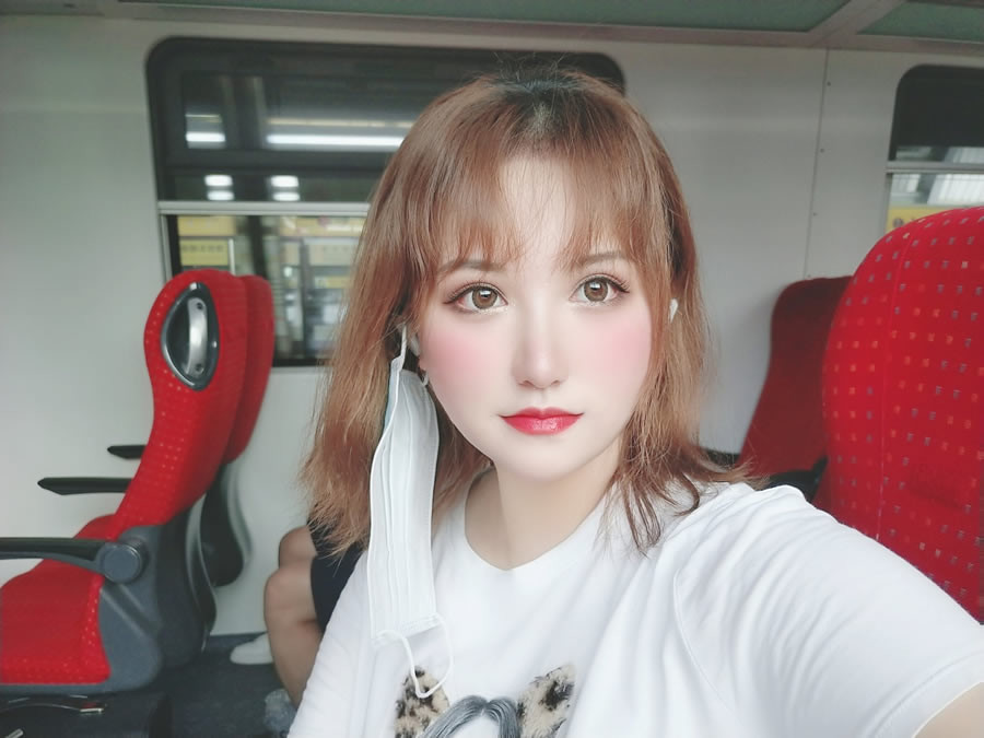 夏鸽鸽不想起床30套cosplay图集炸裂发布