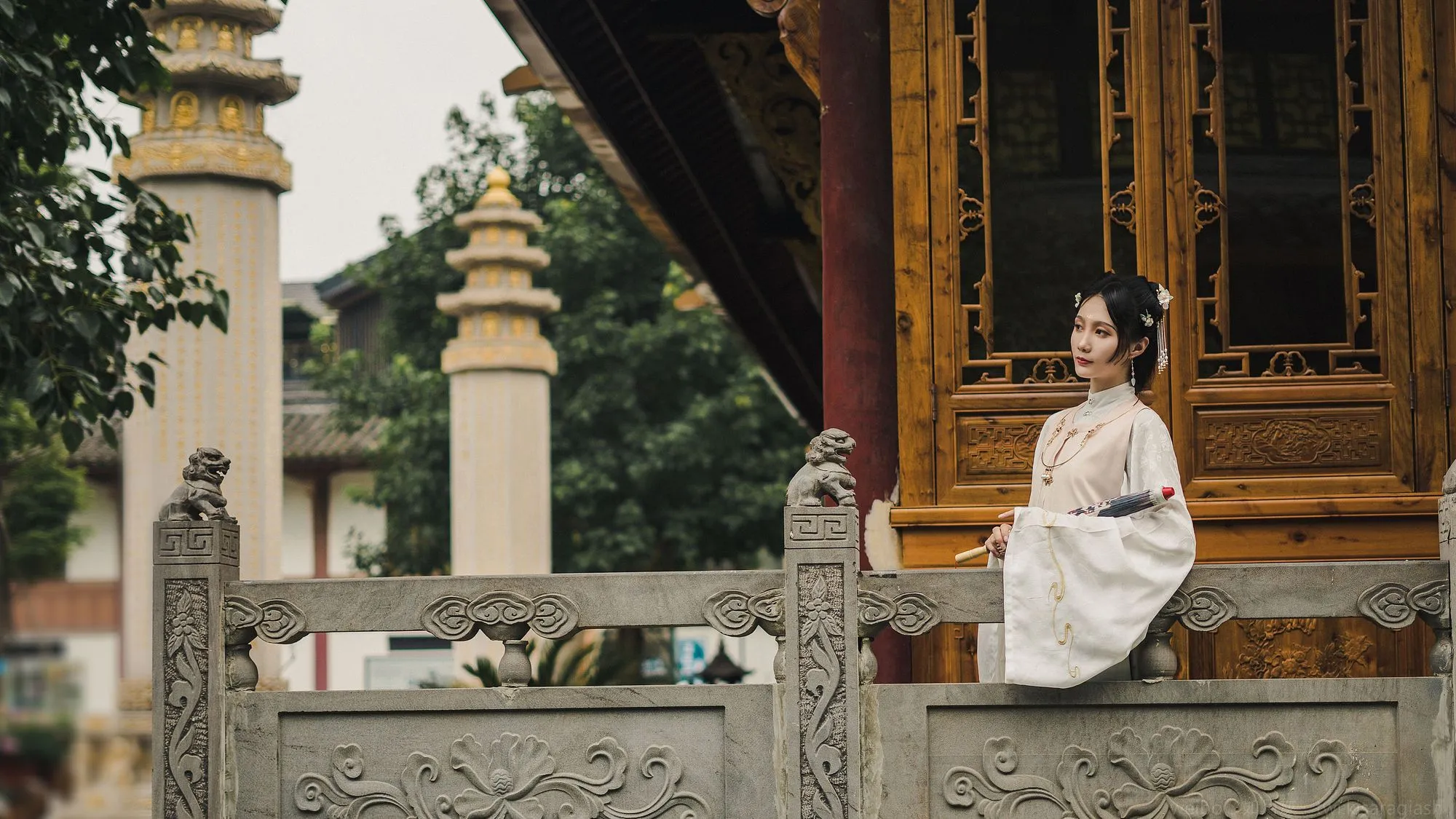 图片[2]-No.009-汉服 大慈寺外景 [9P]-coswz-cos王者