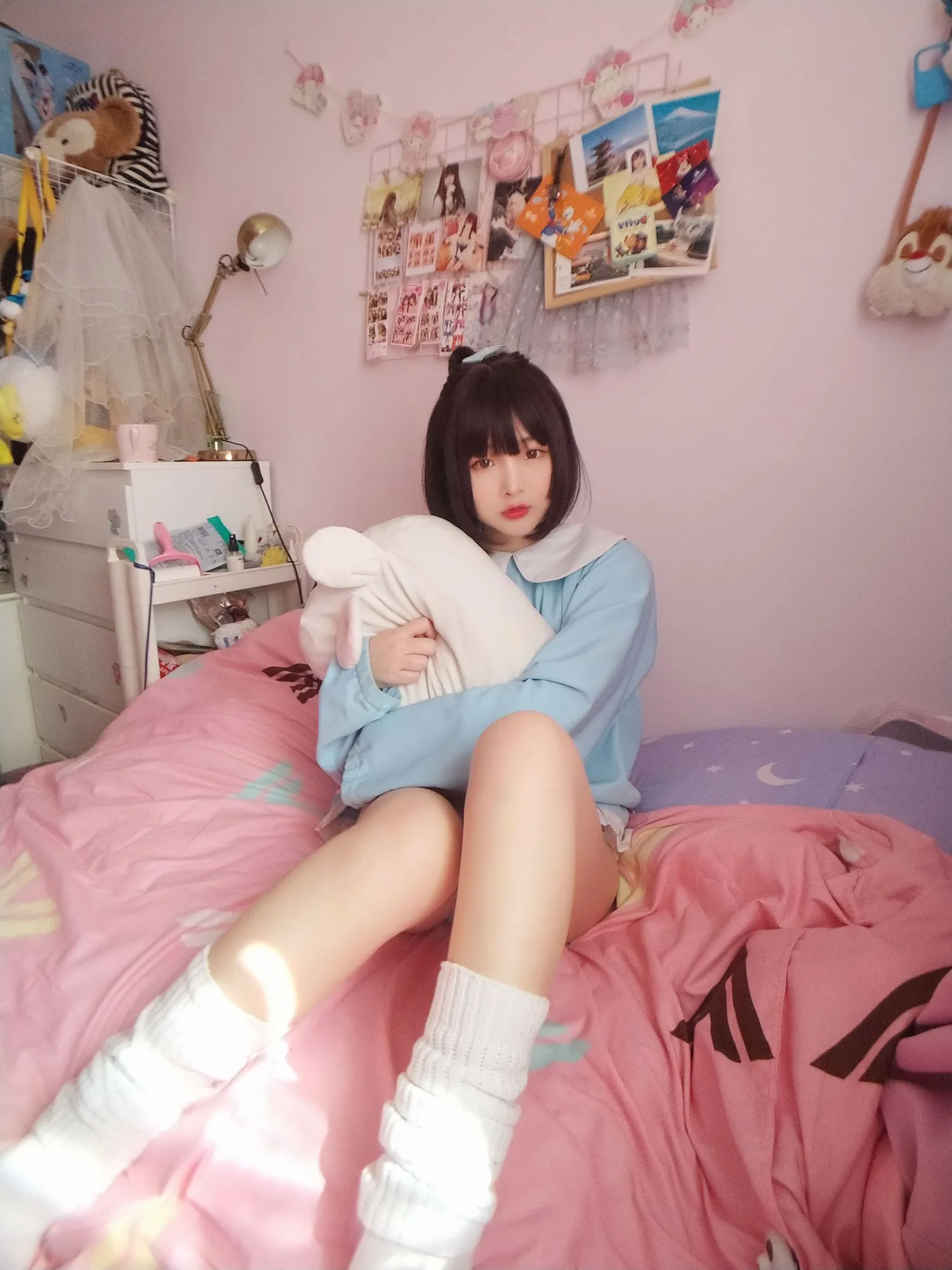 图片[4]-No.048-淡蓝衣白袜果足 [41P 4V]-coswz-cos王者
