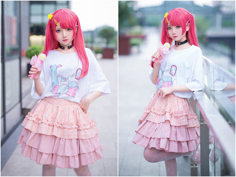 动漫博主楚楚子w作品数量超过83套