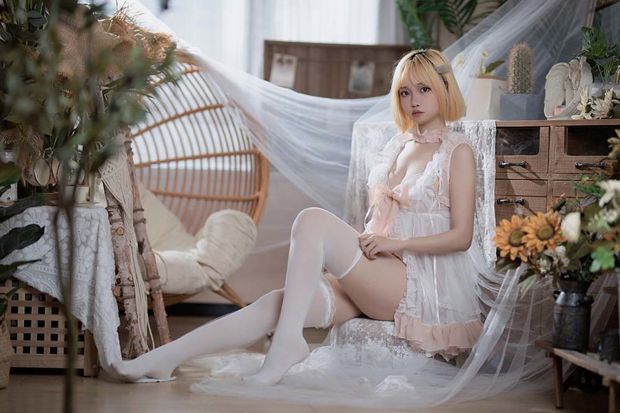 动漫博主洛桑w伊梓 COS图片11期作品