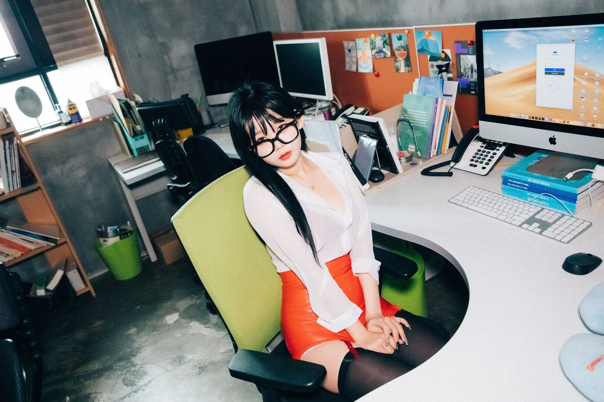 No.026-[Loozy] Office slave [220P 6V]-图妖社