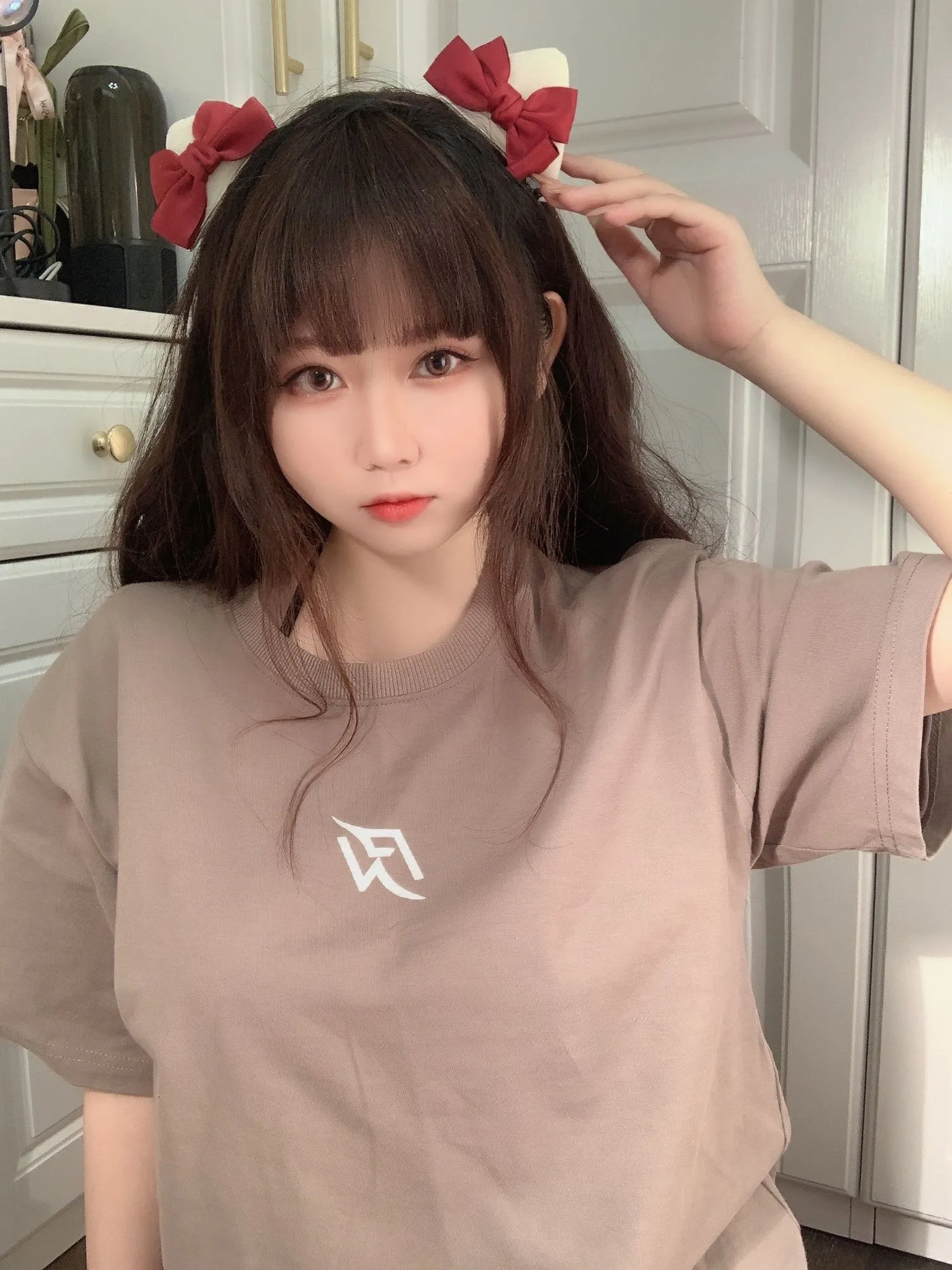 图片[5]-No.040-T恤底下 [31P 2V]-coswz-cos王者