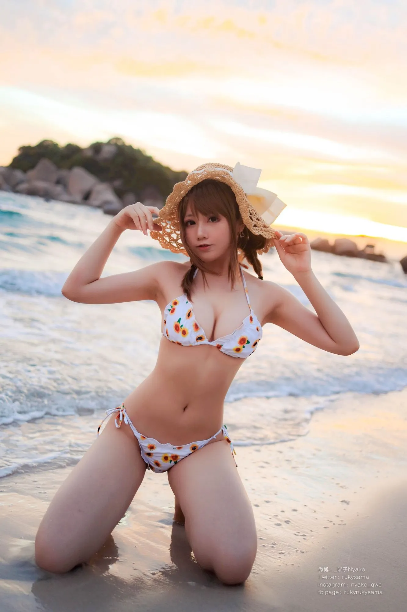 图片[2]-No.060-向日葵比基尼 [66P 1V]No.060-向日葵比基尼 [66P 1V]-coswz-cos王者