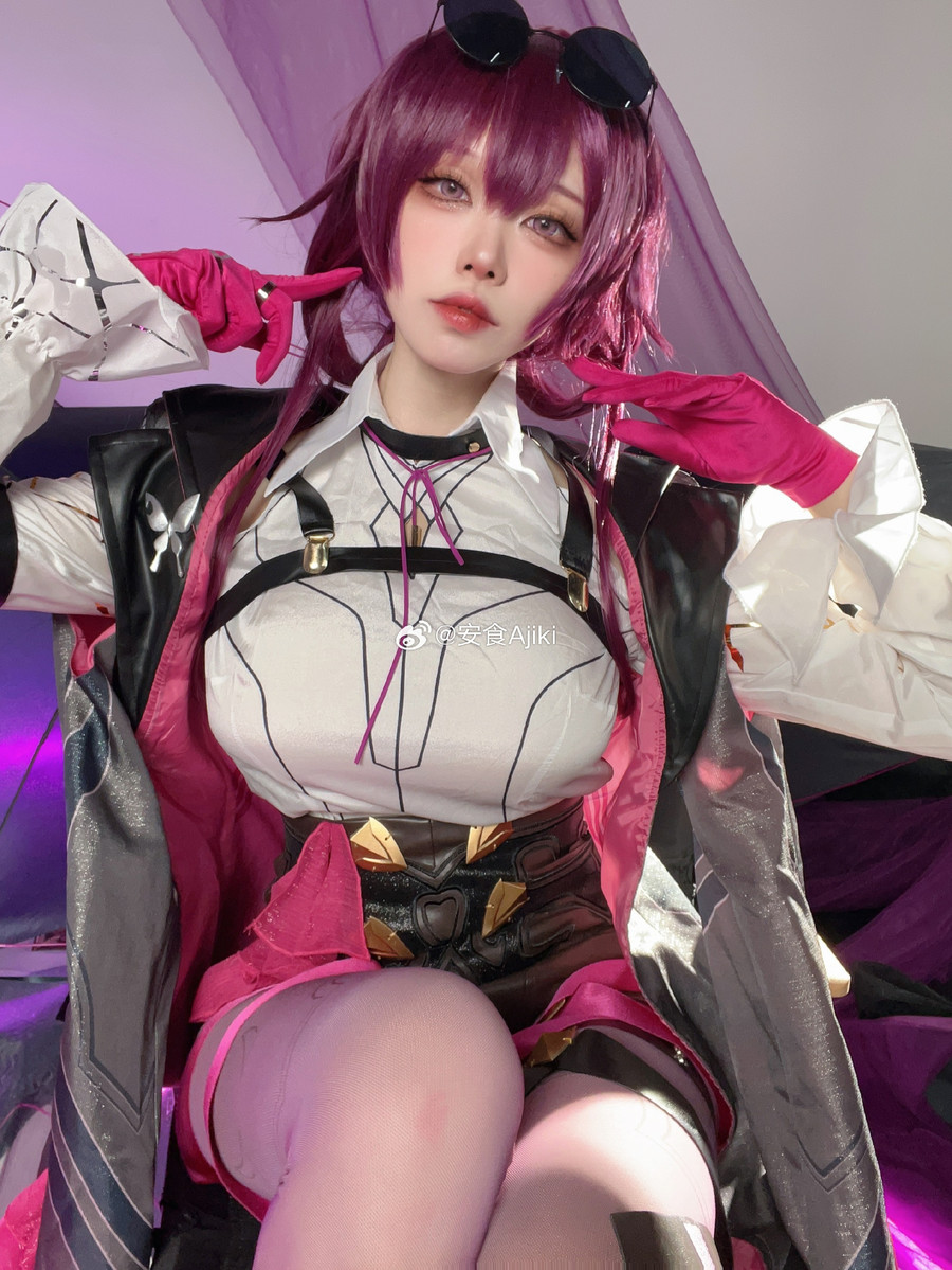 安食Ajiki的精彩COS合集大公开 安食Ajiki的精彩COS合集大公开