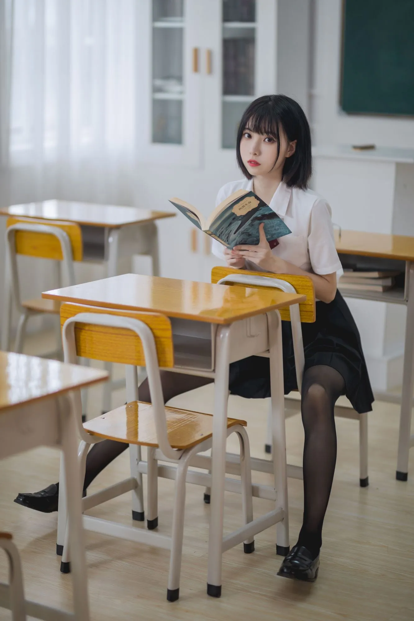 图片[2]-No.001-教室jk黑丝 [40P]-coswz-cos王者