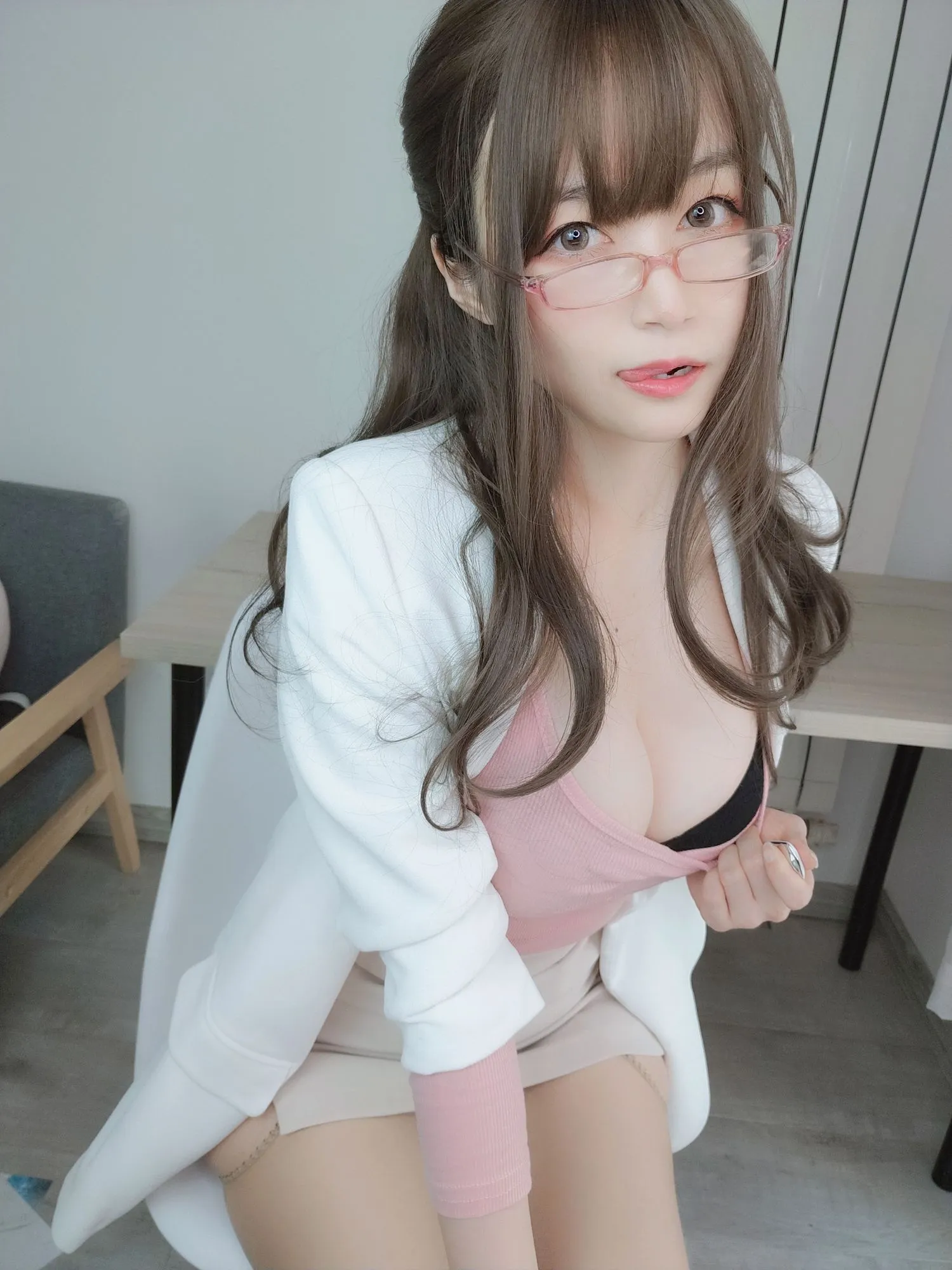 图片[5]-No.031-甜美后辈 [153P 7V]-coswz-cos王者