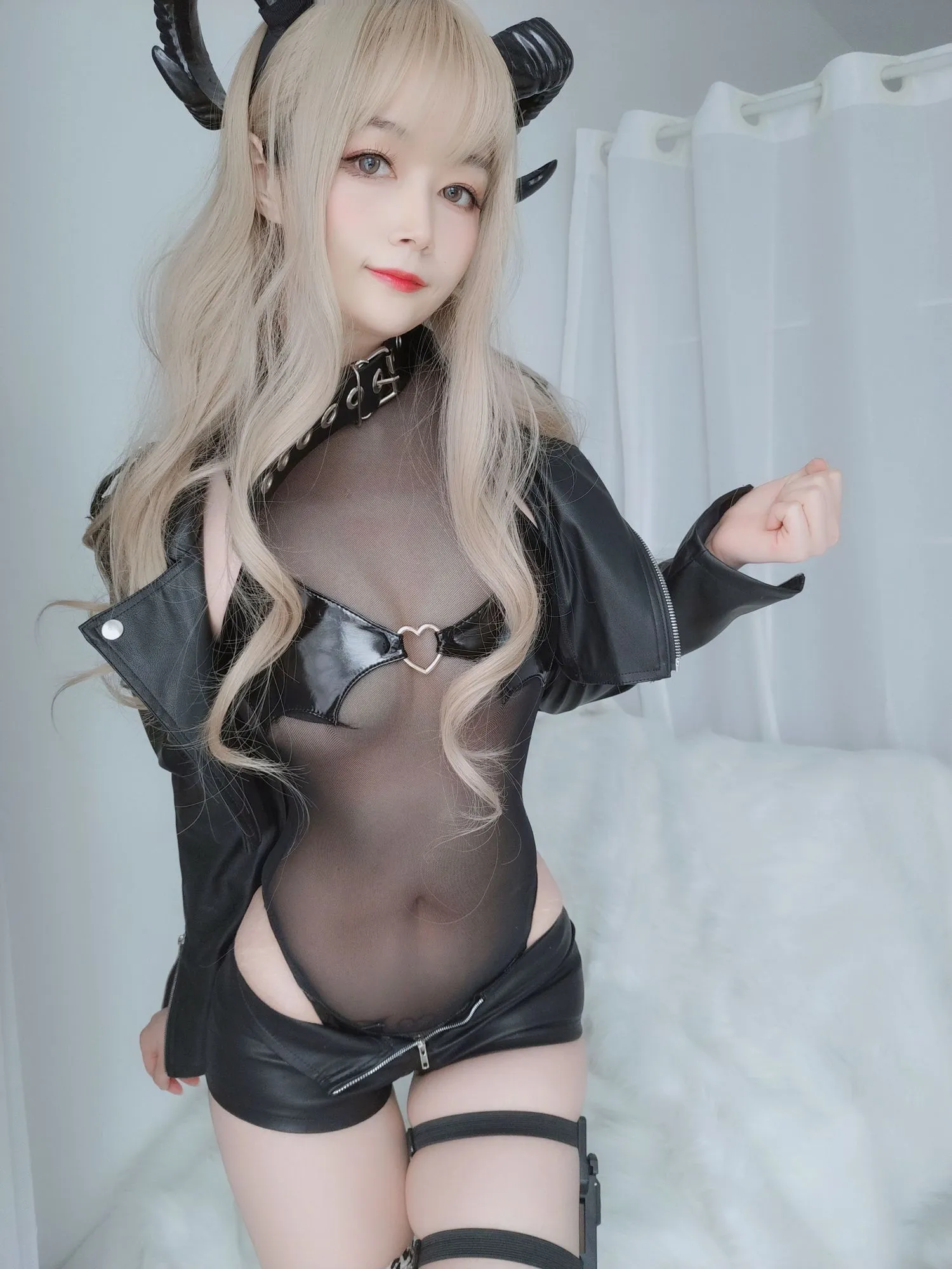 图片[2]-No.034-皮衣小恶魔 [84P 6V]-coswz-cos王者