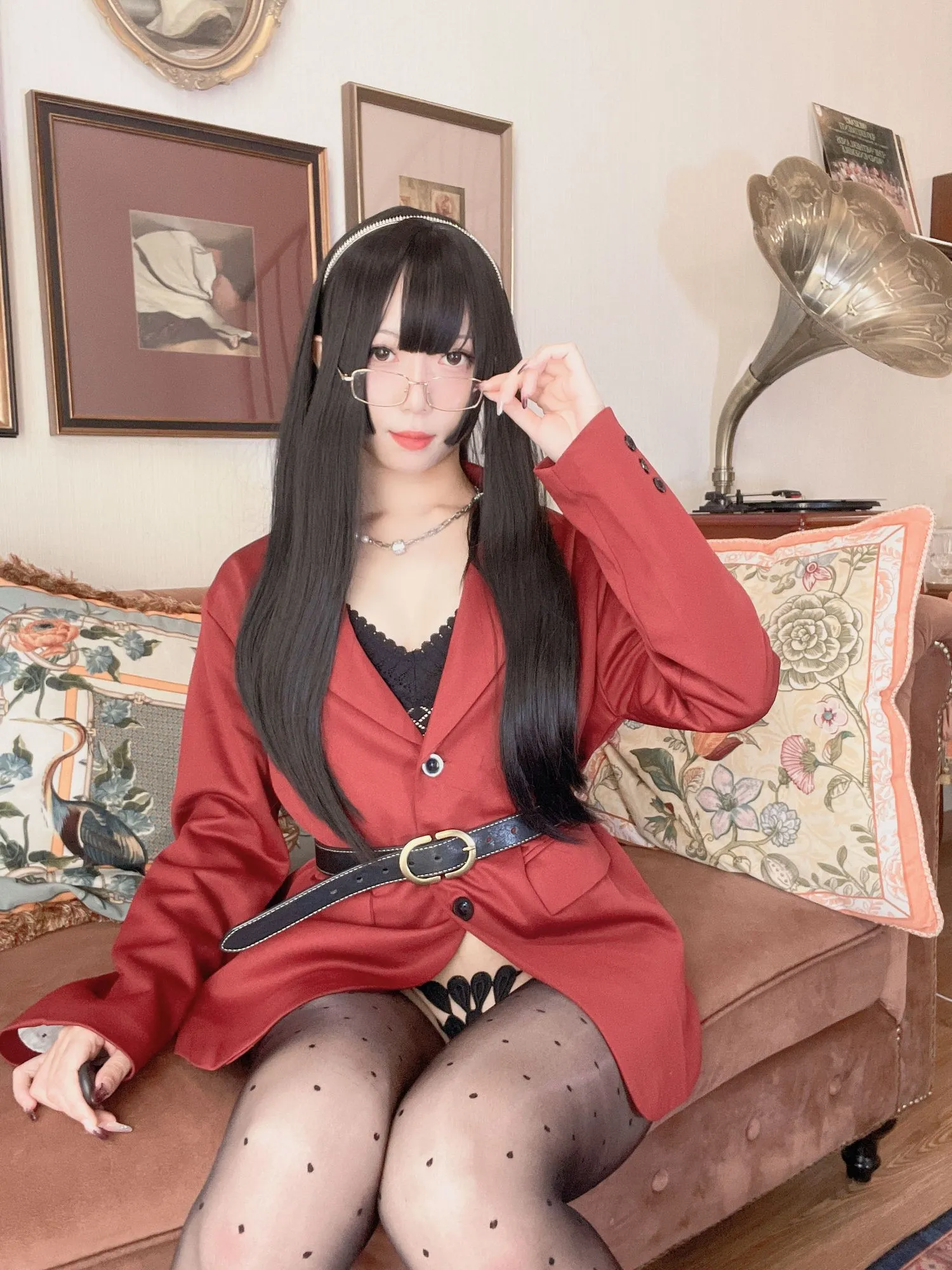 图片[2]-No.029 – 红西装 [78P 2V]-coswz-cos王者