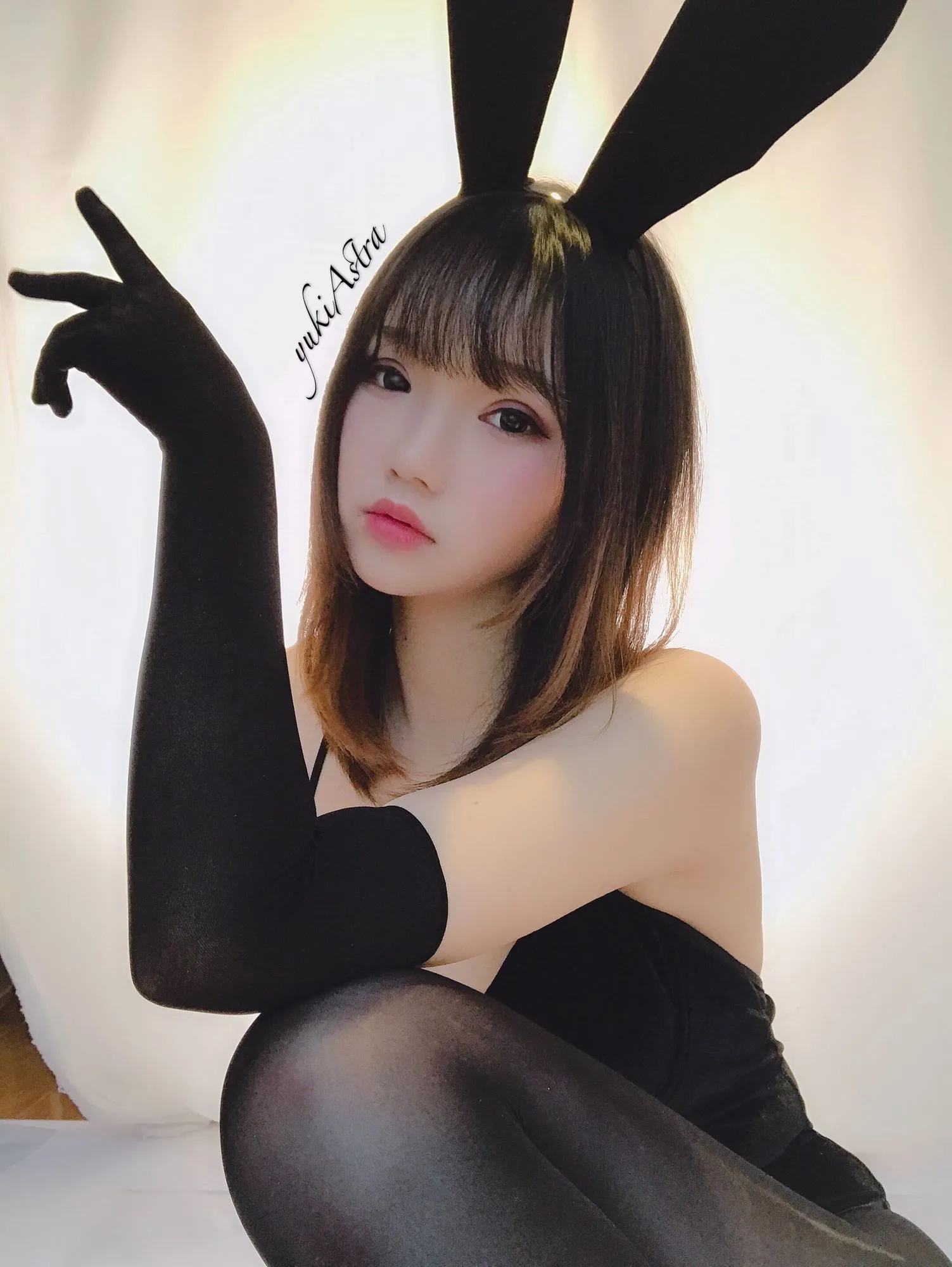 No.011-兔女郎自拍 [8P 9V]-图妖社