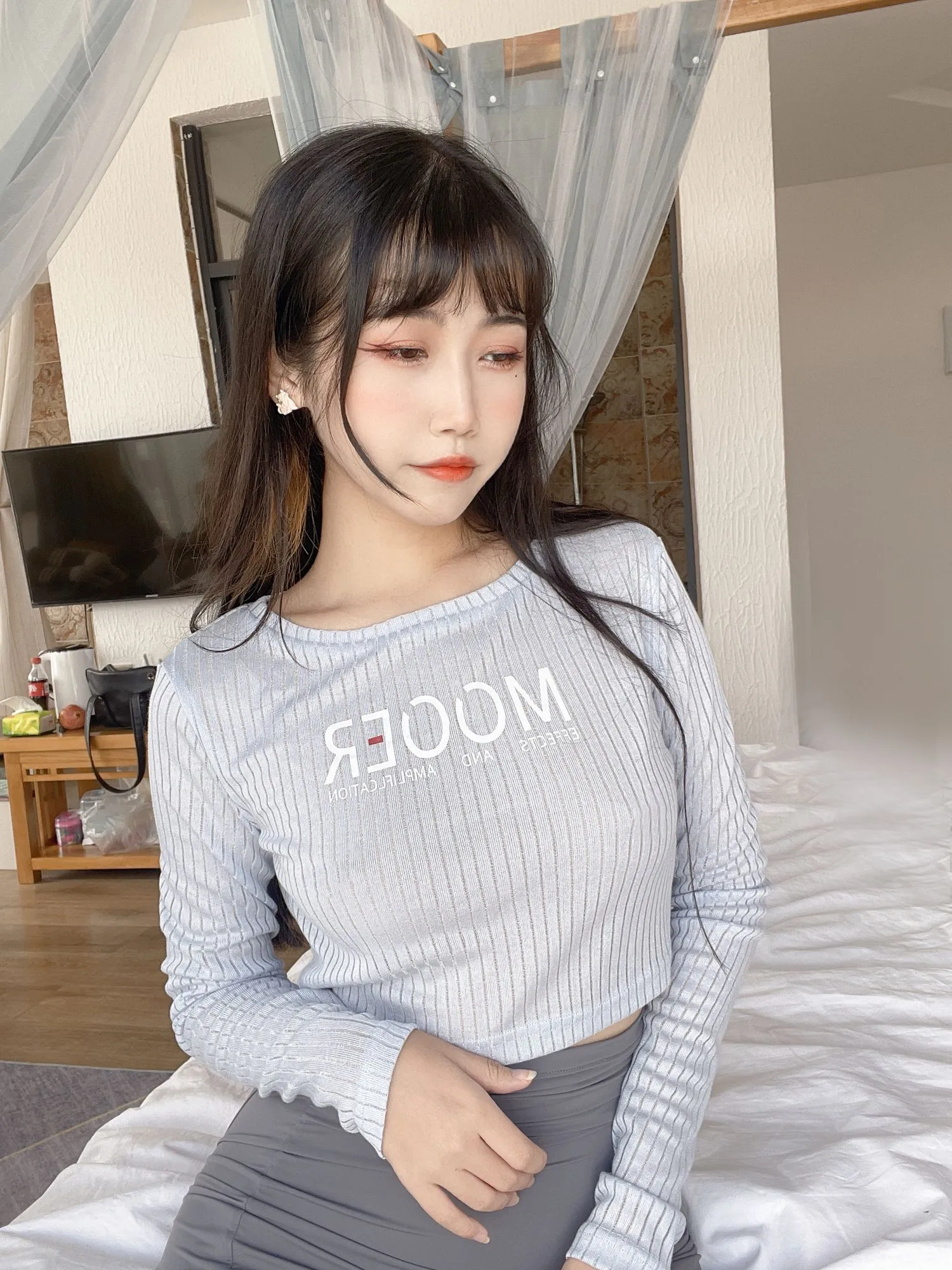 No.032-吉他姐姐 [39P 3V]-图妖社