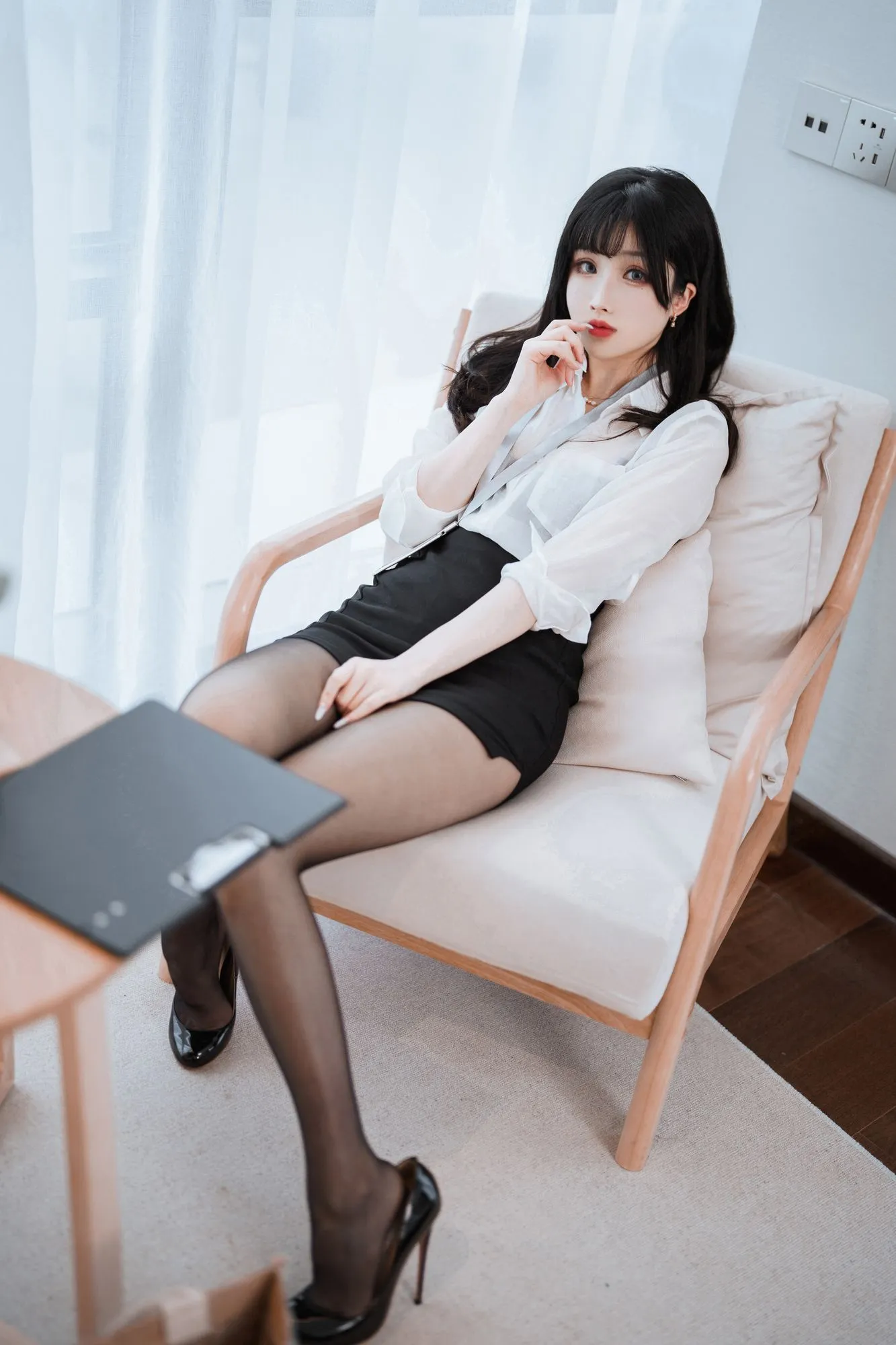 图片[3]-No.090-黑丝ol制服双人&面饼仙儿 – OL前辈 [51P 11V]-coswz-cos王者