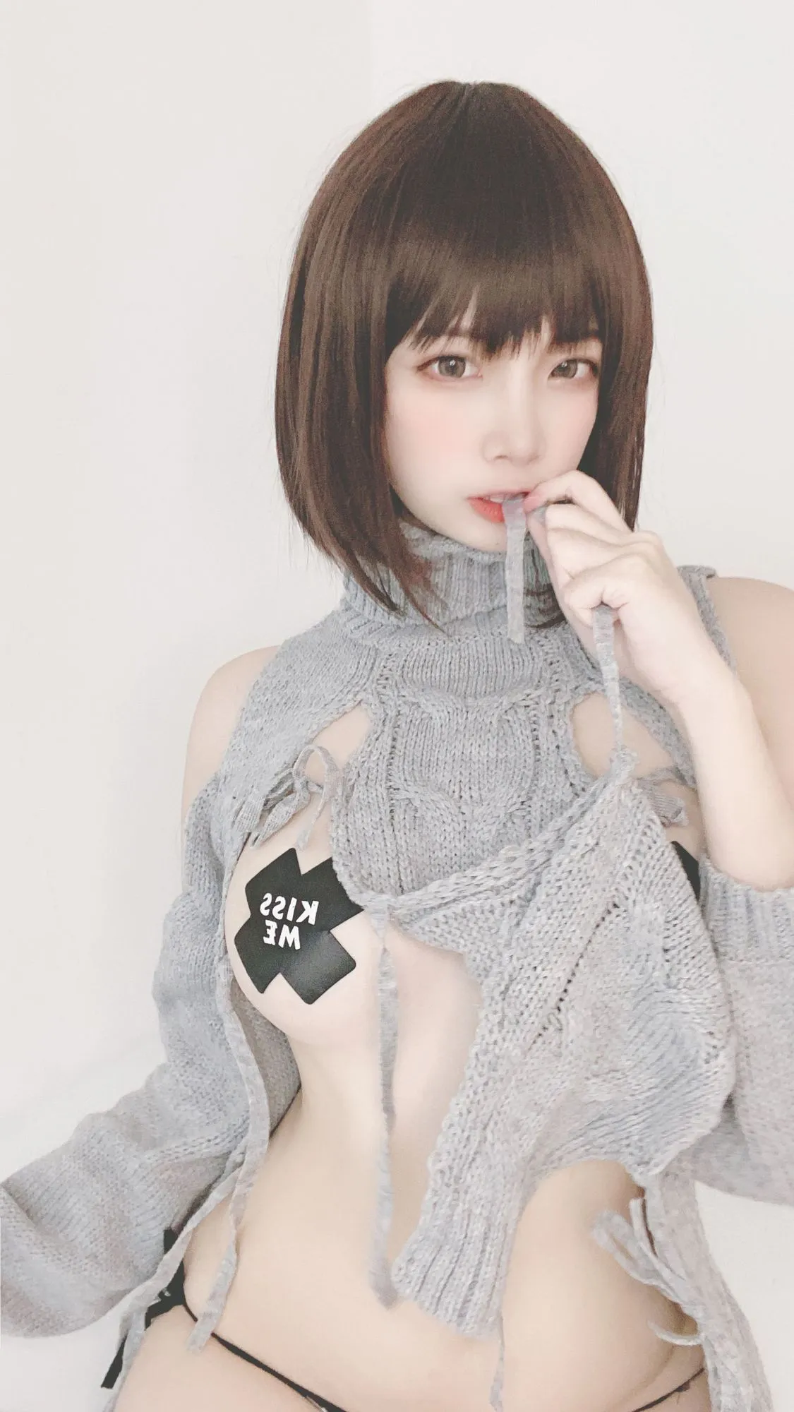 图片[4]-No.075-2020私房洞洞毛衣 [66P 2V]-coswz-cos王者