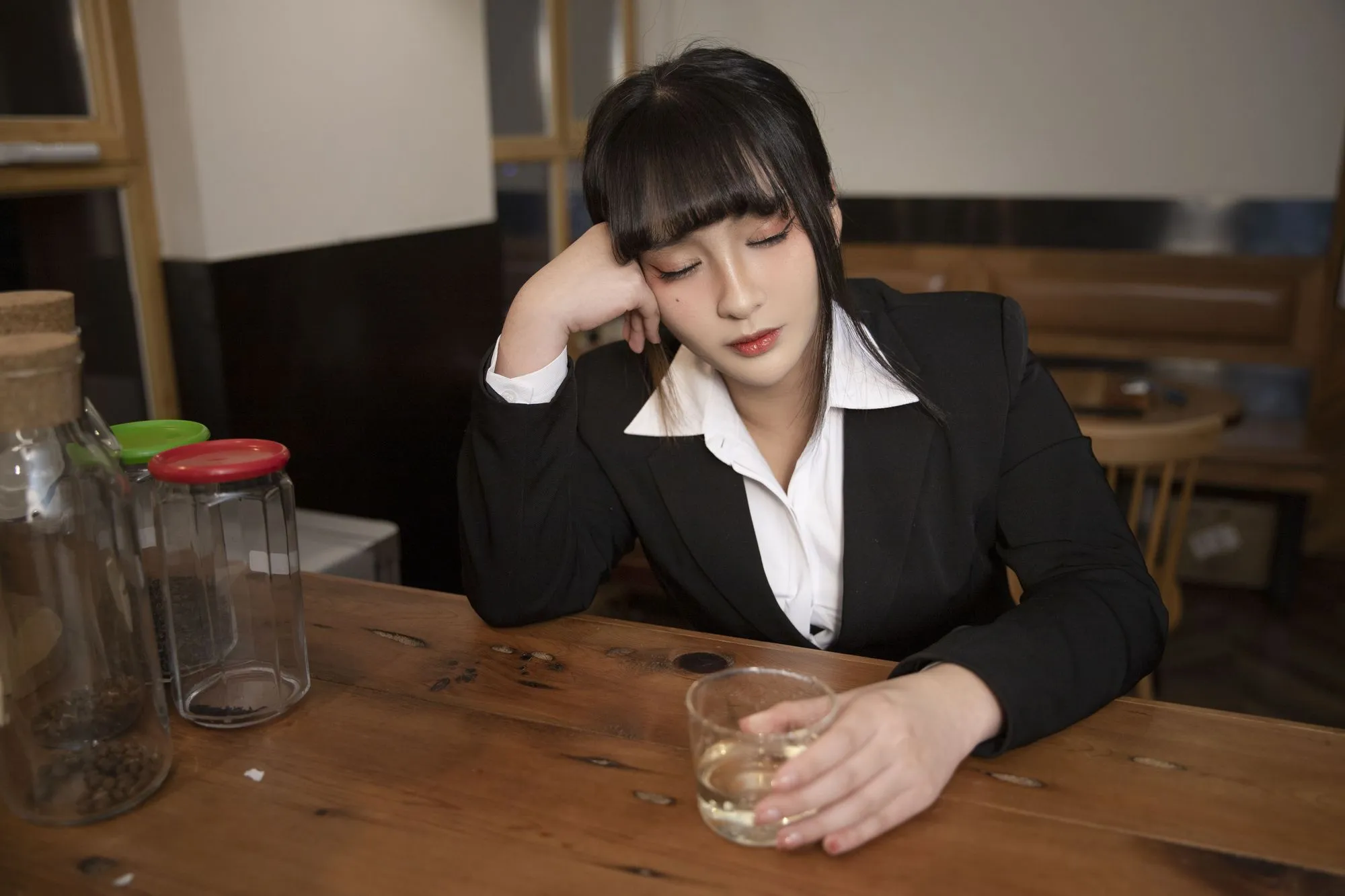 No.038-醉酒OL 剧情版 [104P 1V]-图妖社