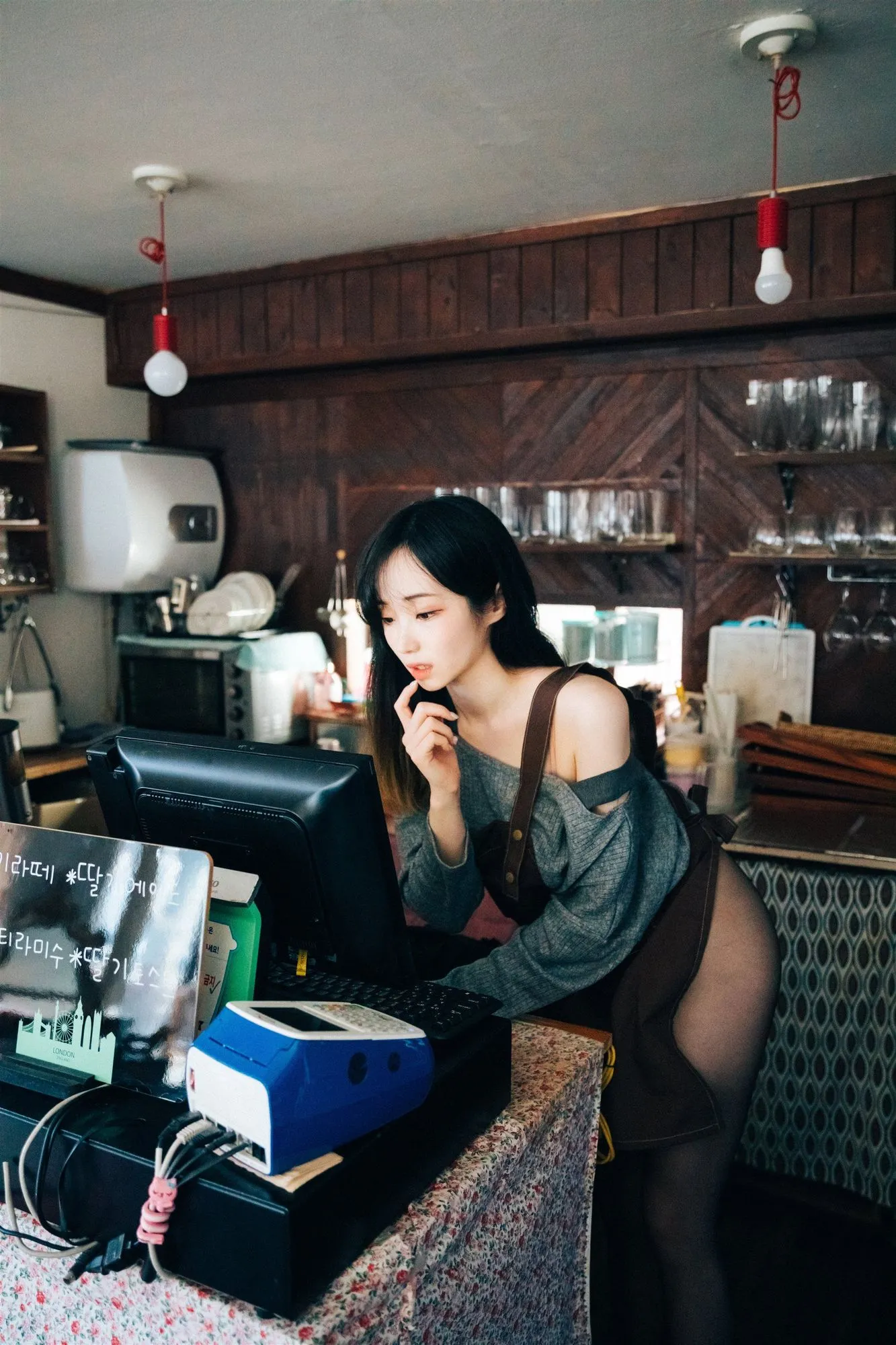 图片[2]-No.089-[Loozy] Cafe Alba [179P]-coswz-cos王者