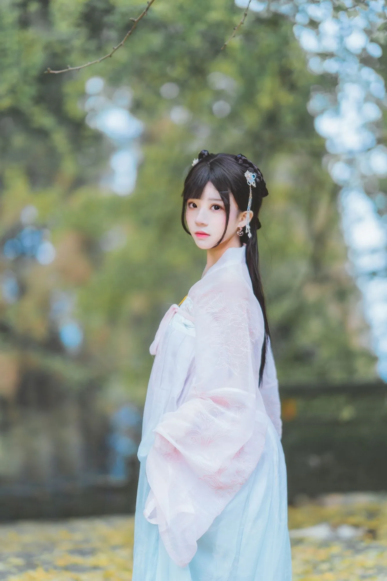 No.145-温柔×4 – 汉服银杏 [10P]-图妖社