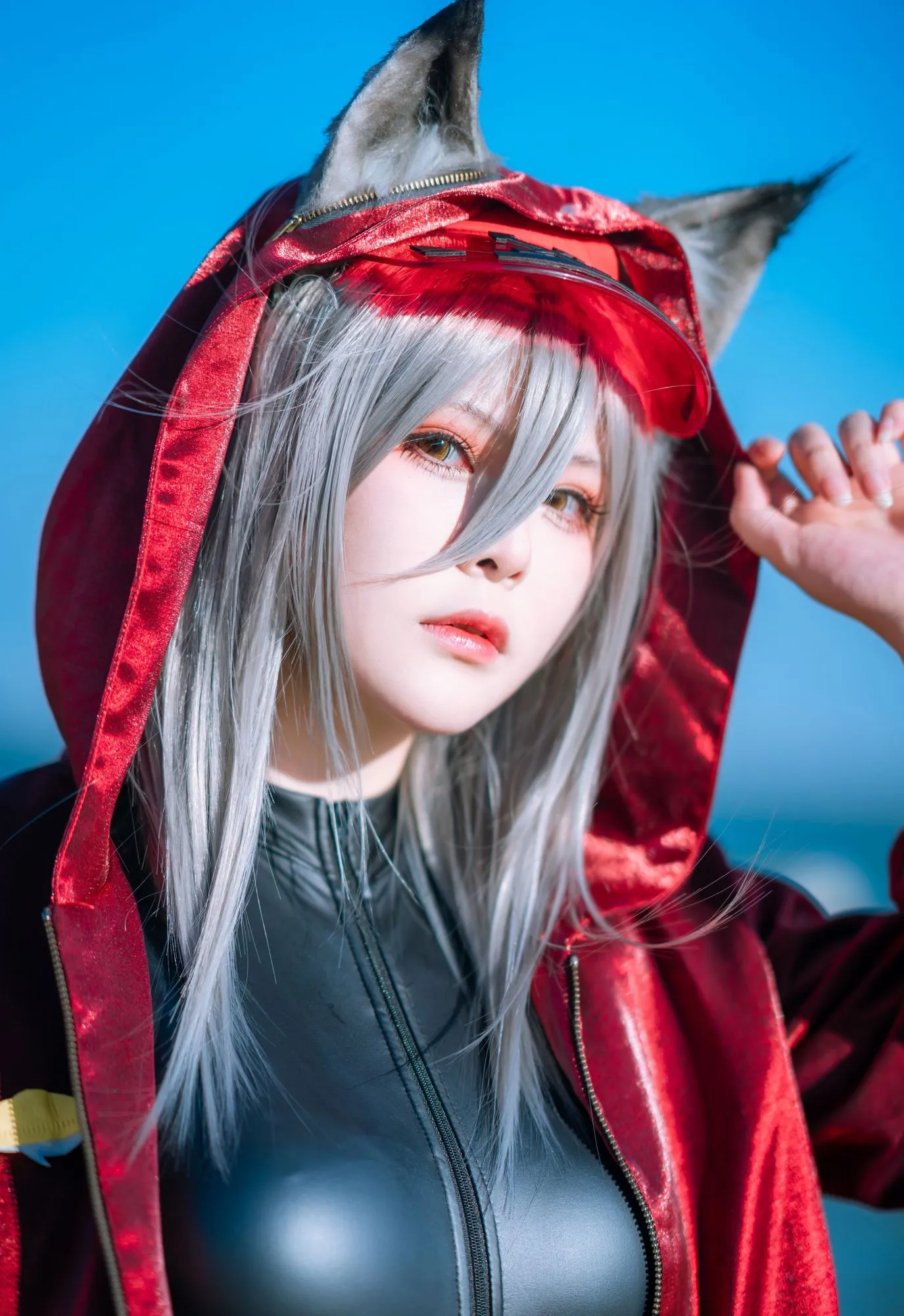 图片[2]-No.005 – 明日方舟 轻风 LB01 红 [12P]-coswz-cos王者