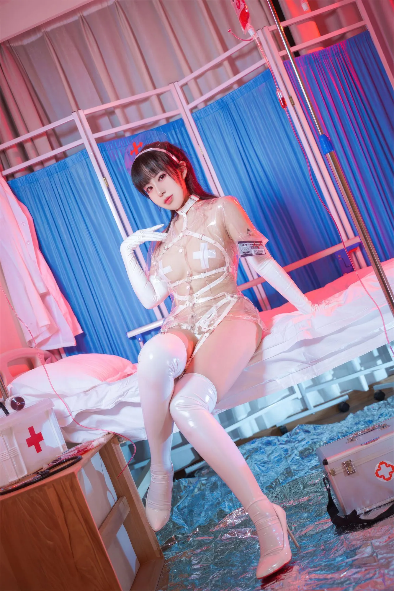 图片[3]-No.030 – 透明护士 [60P]-coswz-cos王者