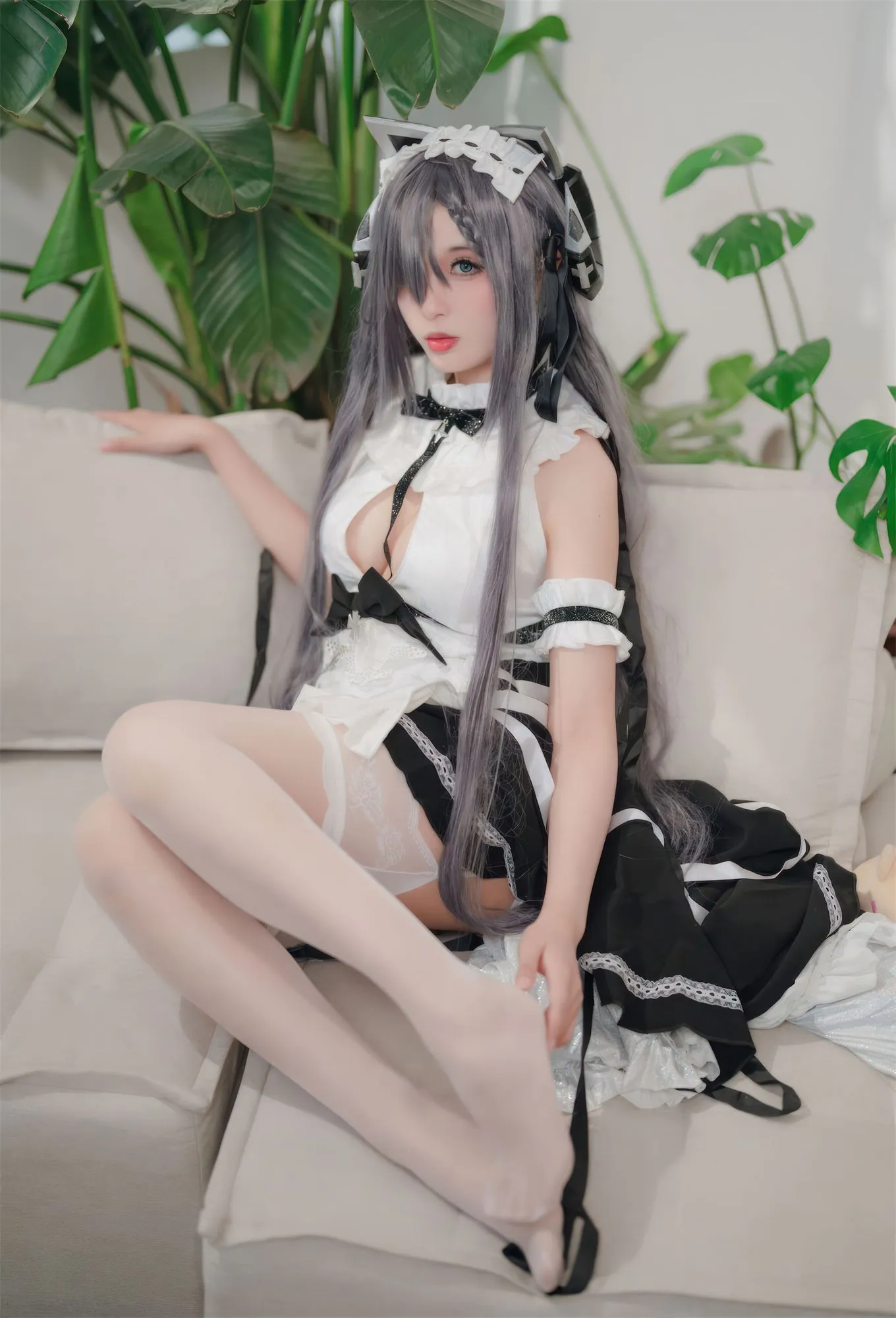 No.057 – 碧蓝航线 奥古斯特女仆 [67P 1V]-图妖社