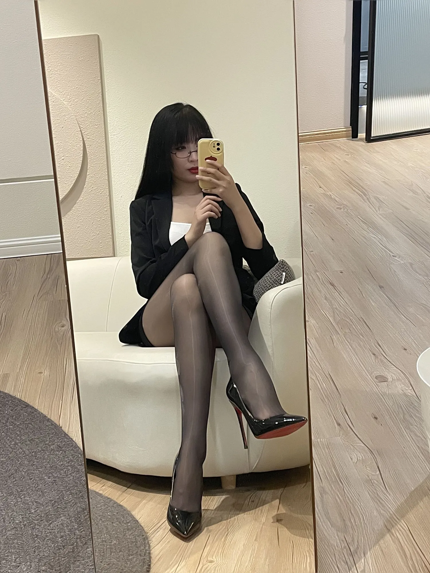 图片[2]-No.065 – 下班后的OL [72P]-coswz-cos王者