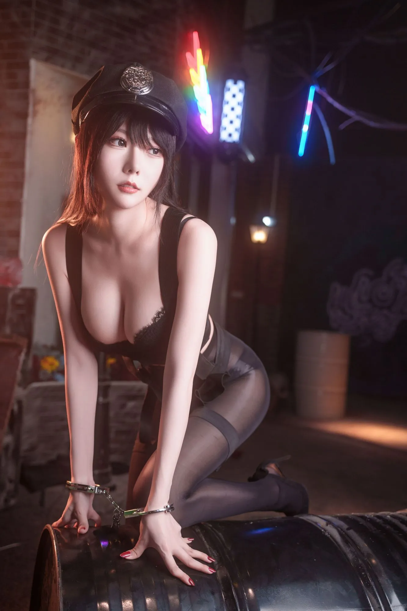 No.057 – 2023年11月舰长 女警 [40P 1V]-图妖社