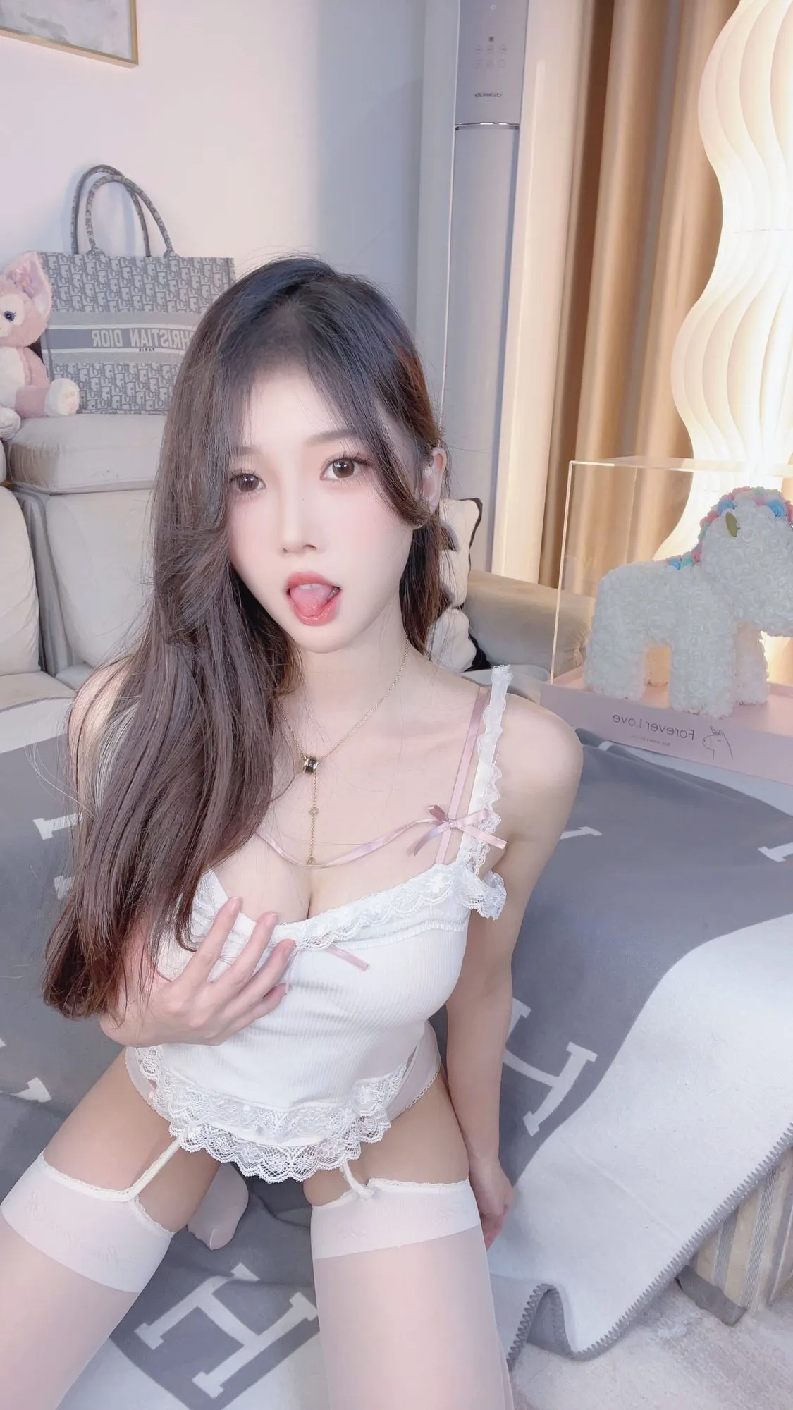 图片[5]-No.050 – 「小奶瓶儿」纯欲吊带 [11P 1V]-coswz-cos王者
