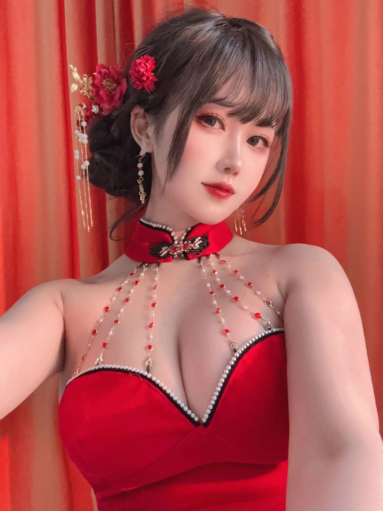 图片[2]-No.069 – 红丝绒旗袍 [47P 2V]-coswz-cos王者