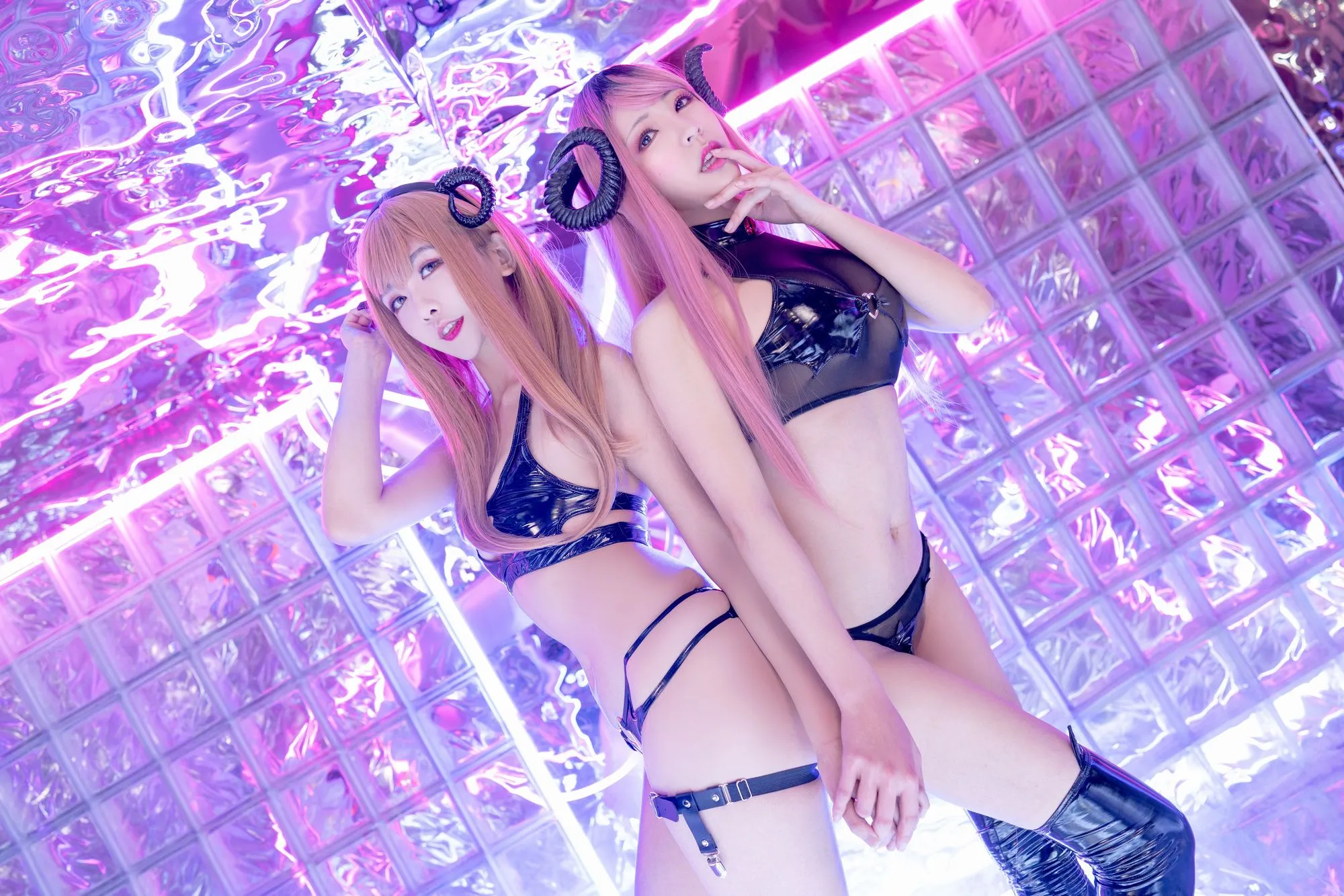 图片[2]-No.025 – 魅魔双人 (&镜子) [28P]-coswz-cos王者