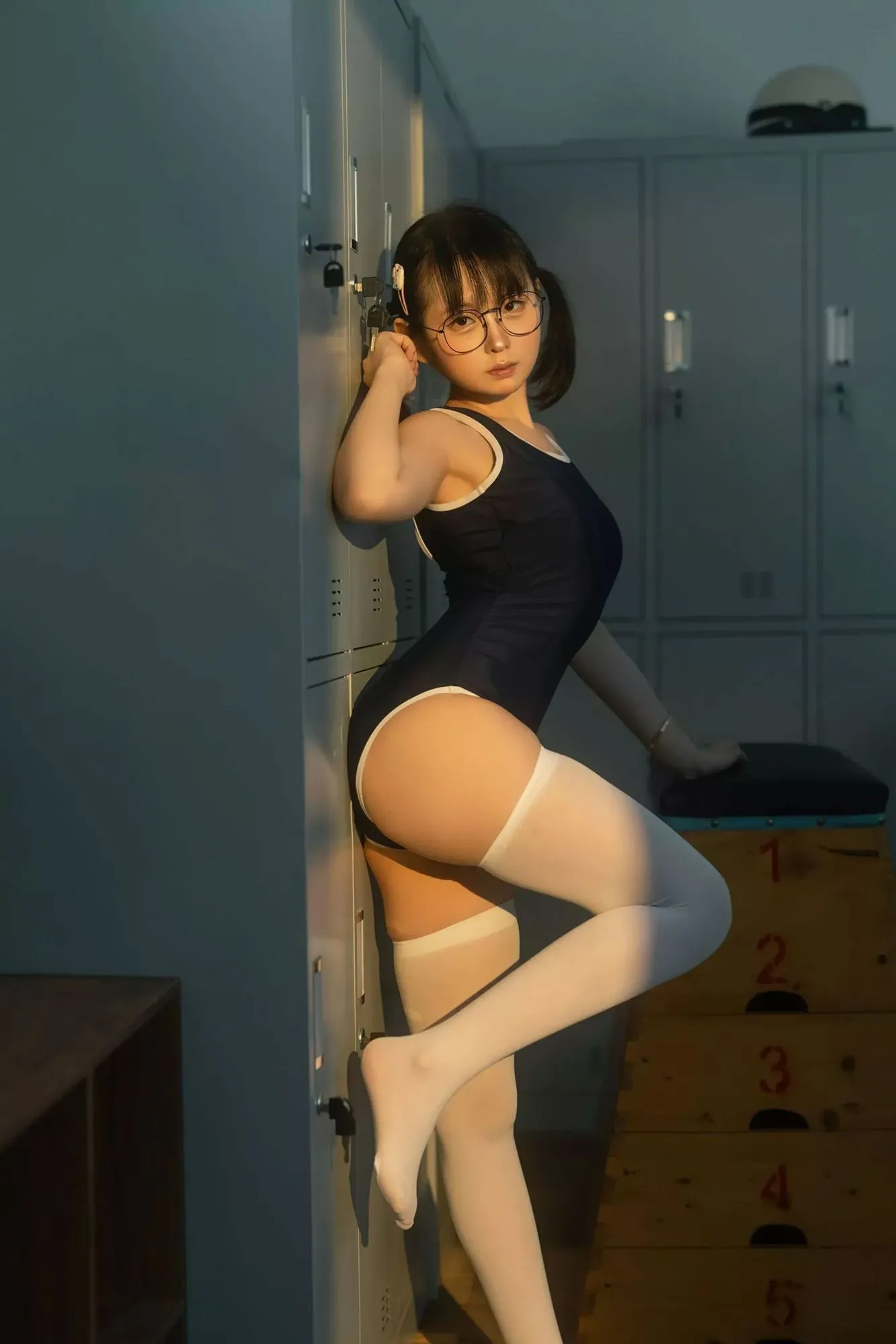 图片[3]-No.004 – 午间更衣室 [75P]-coswz-cos王者