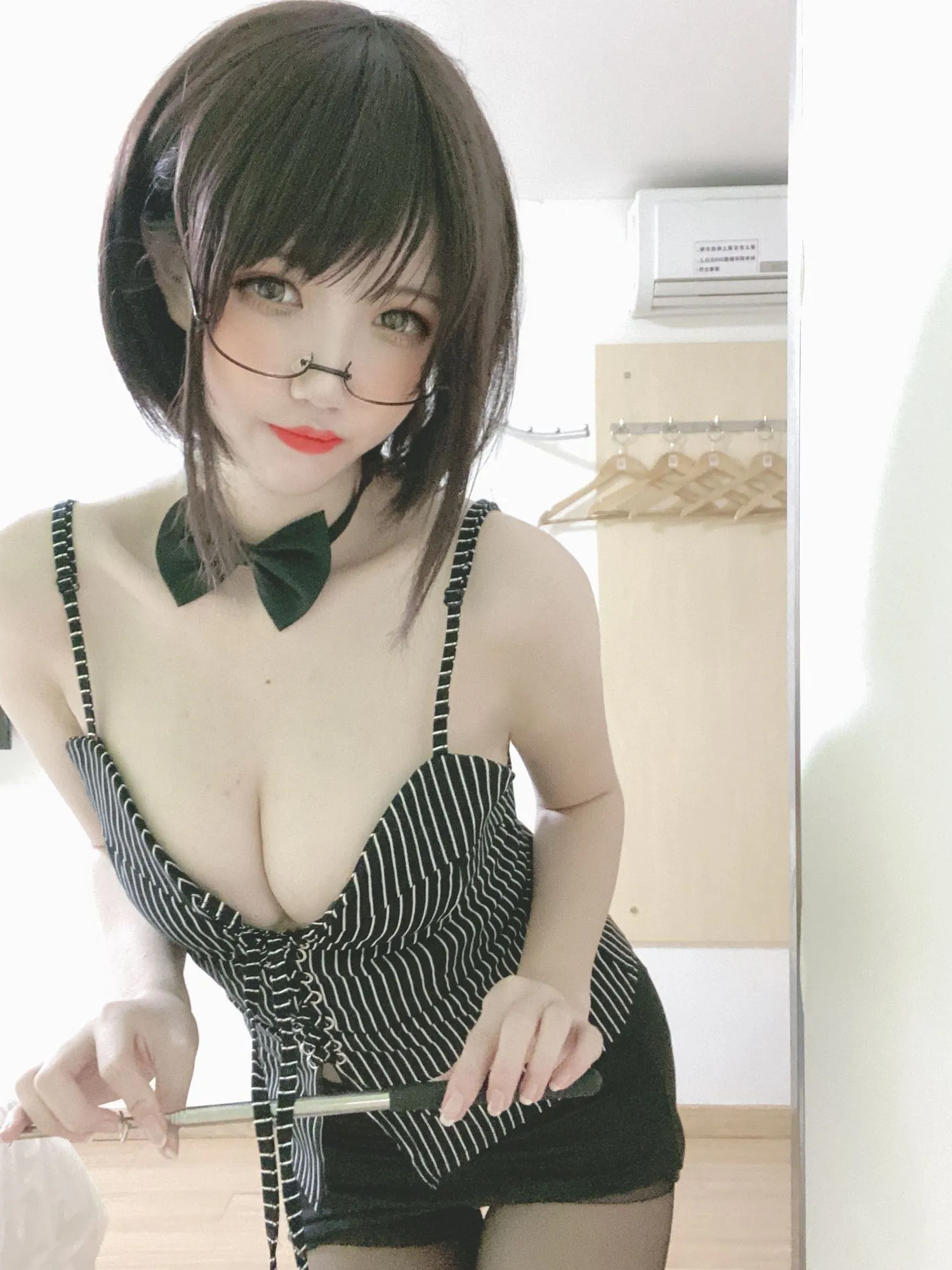 图片[6]-No.008 – 女教师 [6P]-coswz-cos王者