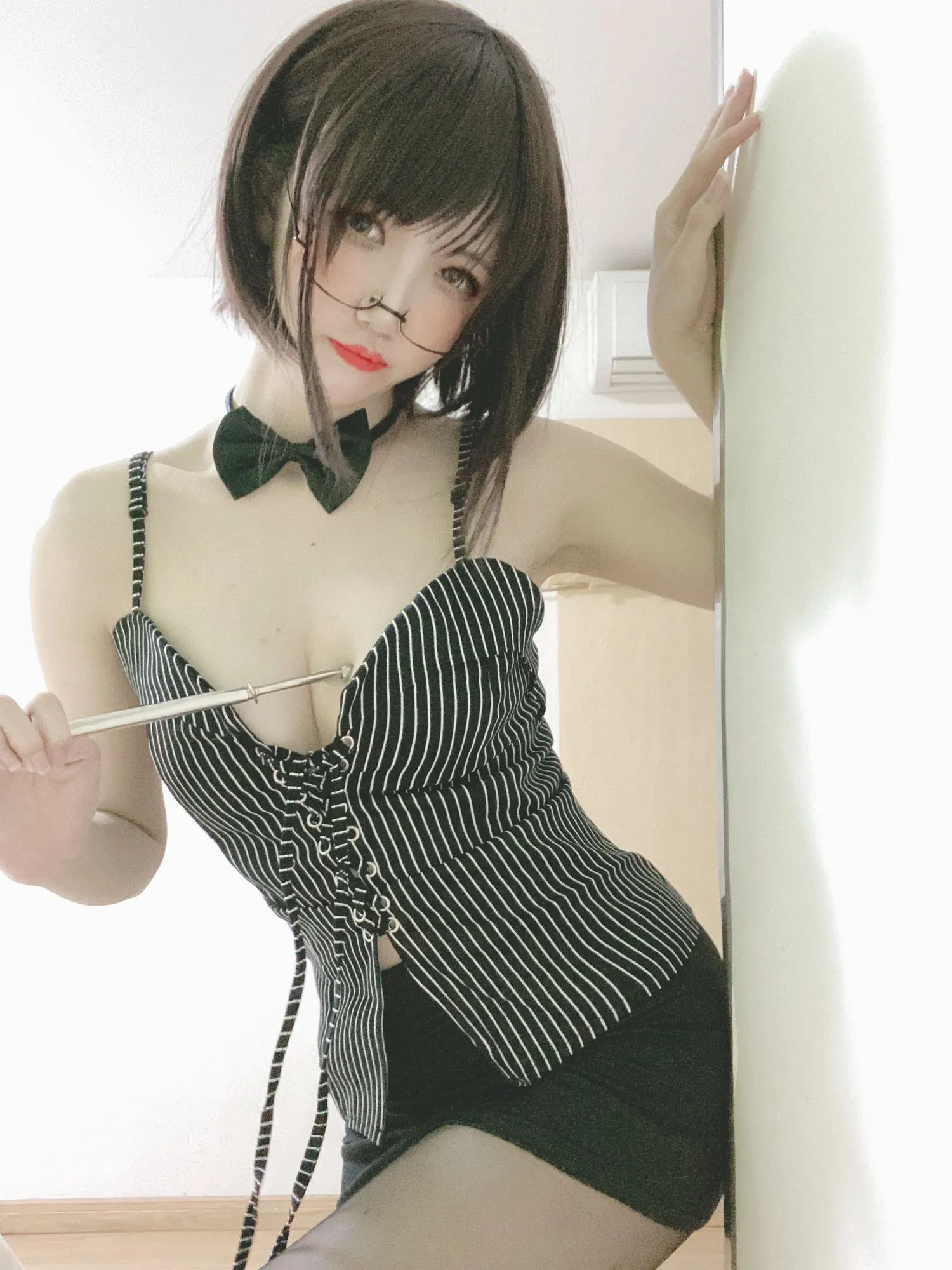 图片[5]-No.008 – 女教师 [6P]-coswz-cos王者