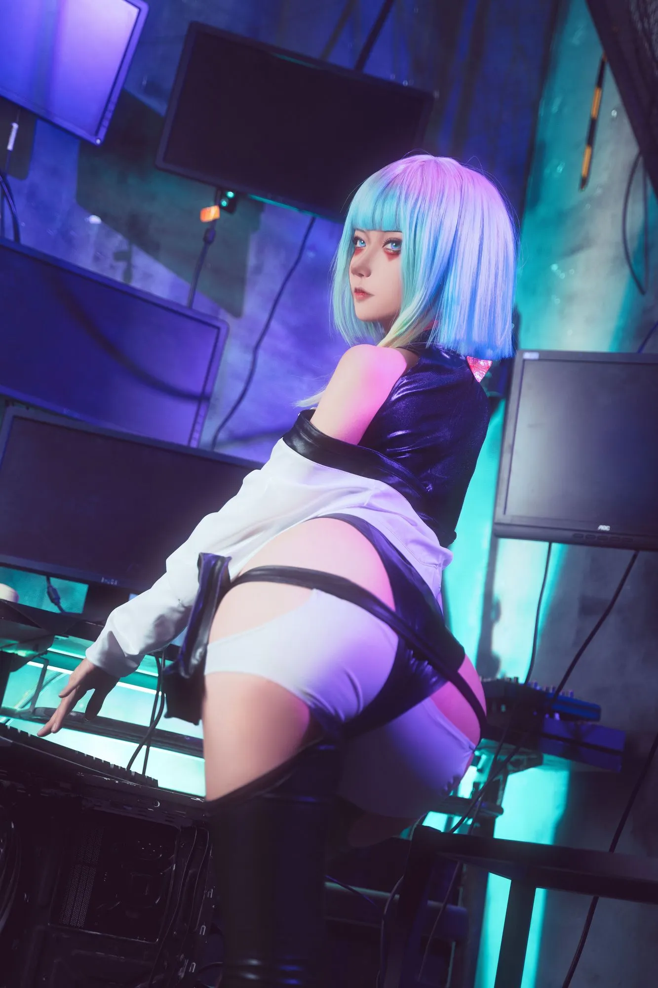图片[2]-No.021 – 赛博朋克：边缘行者 Lucy [8P]-coswz-cos王者