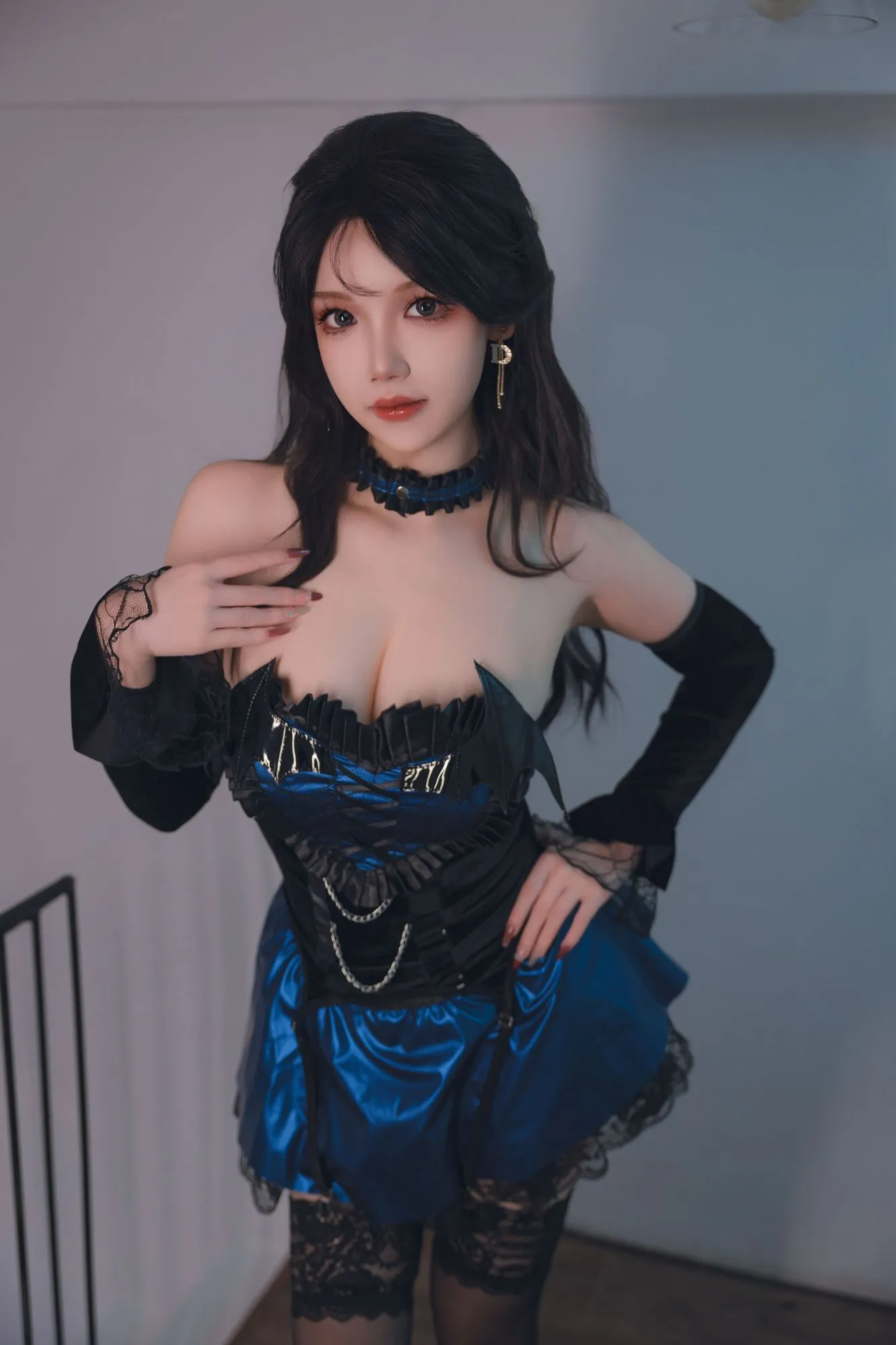 No.081 – 蓝色蕾丝短裙 [53P 1V]-图妖社