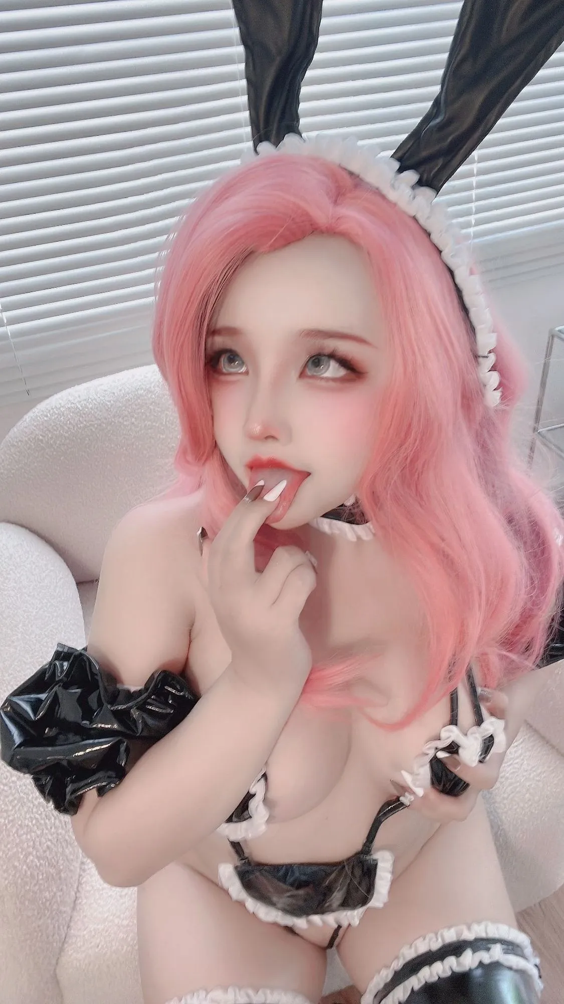 图片[2]-No.084 – Seraphine lewd bunny latex [71P 5V]-coswz-cos王者