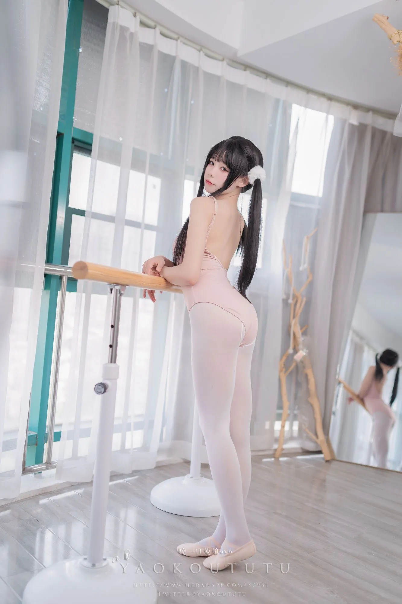 图片[2]-No.081 – 2023年05月订阅 (8套) [416P 7V]-coswz-cos王者